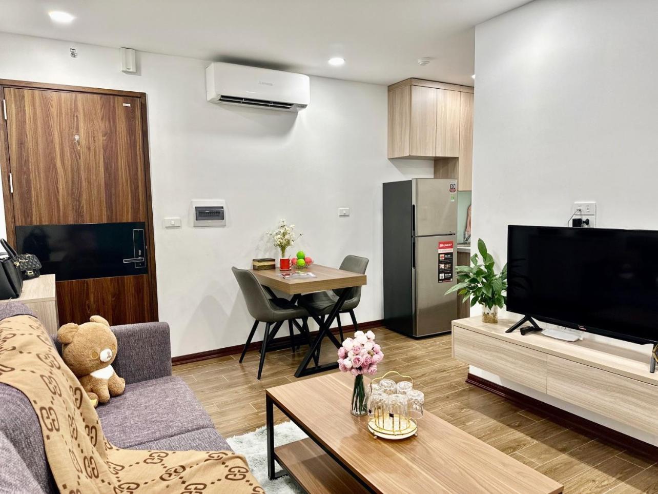 Luxe Paradise Residence Truc Bach Hanoi Exterior photo