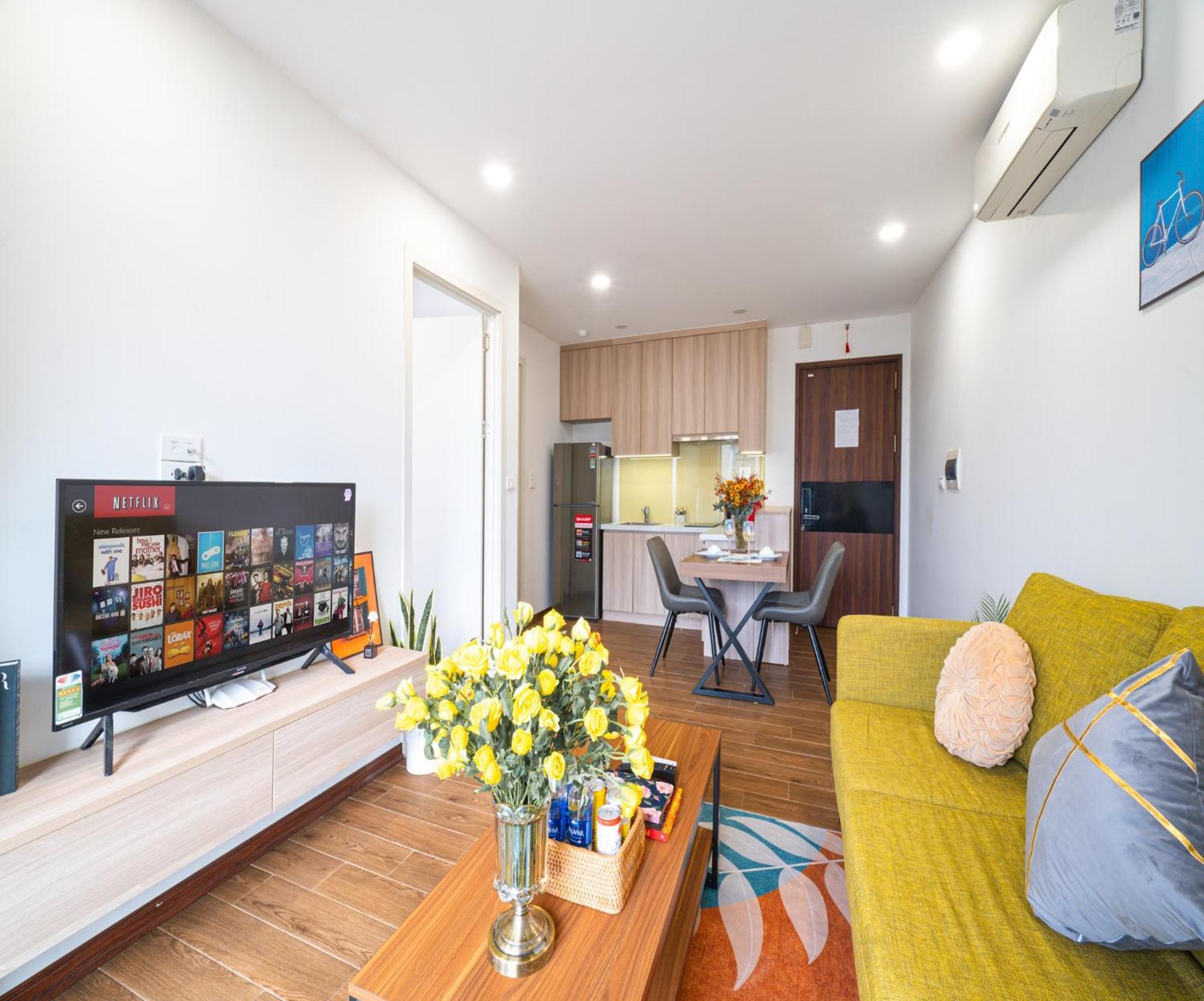Luxe Paradise Residence Truc Bach Hanoi Exterior photo
