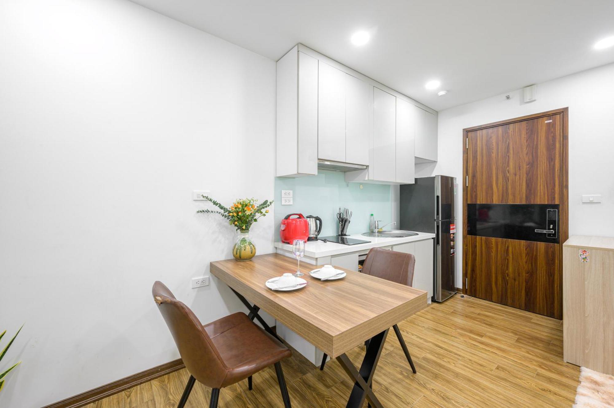 Luxe Paradise Residence Truc Bach Hanoi Exterior photo