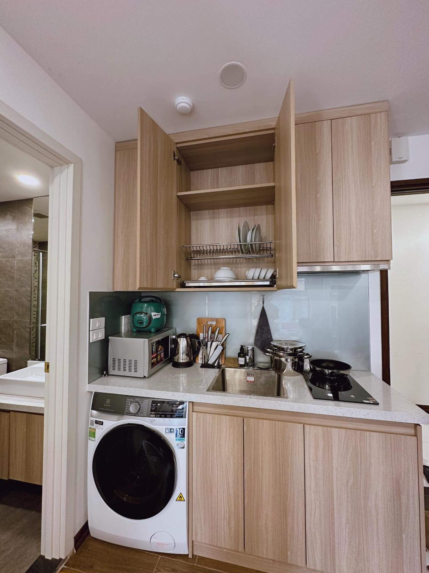 Luxe Paradise Residence Truc Bach Hanoi Exterior photo